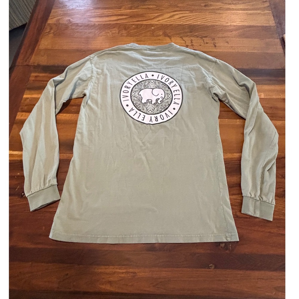 Ivory Ella Womens Long Sleeve Pocket T-Shirt Sage Green Elephant Graphic Size M